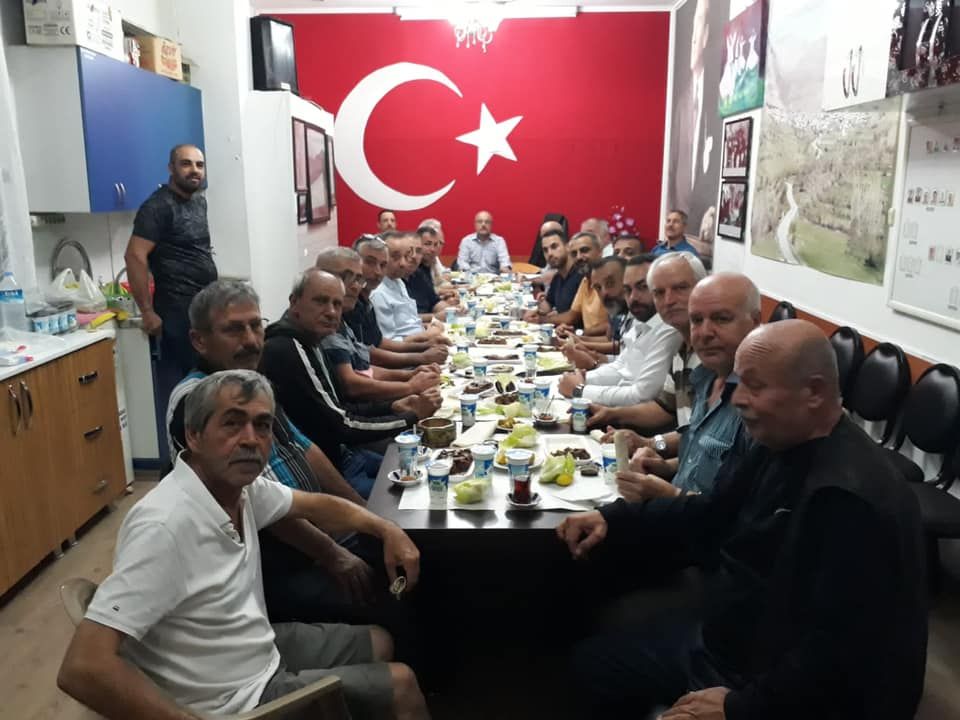 Bu haftaki İstişare toplantımızı yoğun bir katılım ile gerçekleştirdik. 