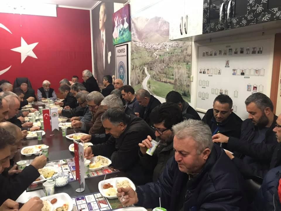 BU HAFTAKİ ÇARŞAMBA TOLANTIMIZDA  MEVLİD PROGRAMI DÜZENLENMİŞTİR. 