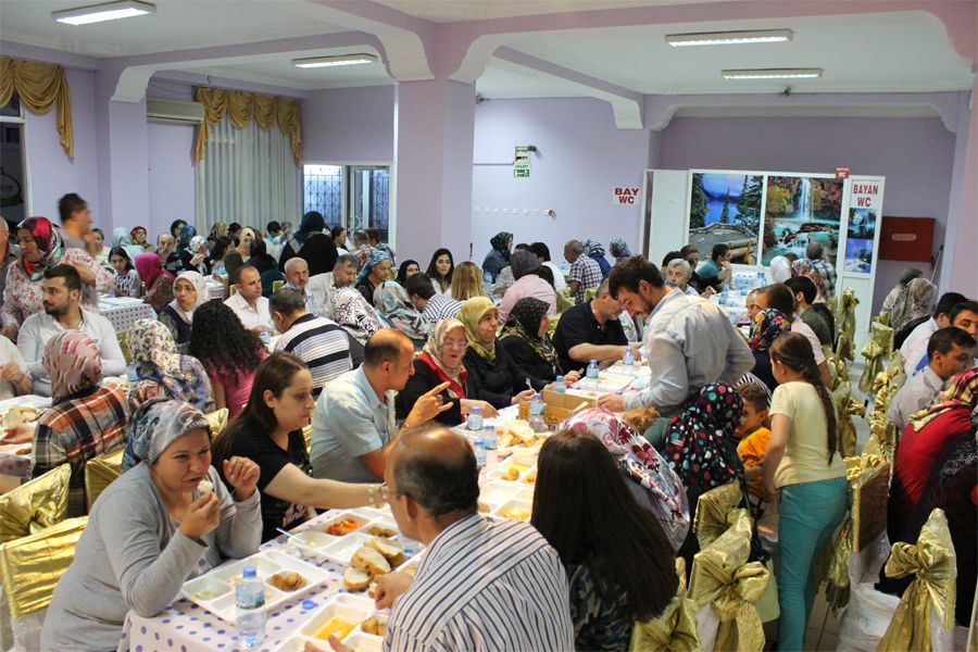HASANŞEYH DERNEĞİ 2015 İFTAR PROGRAMI DÜZENLEDİ 